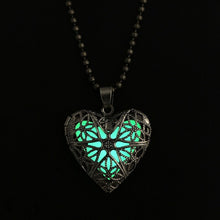 Load image into Gallery viewer, Glow in the Dark Locket Model Chain Necklace