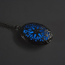 Load image into Gallery viewer, Glow in the Dark Locket Model Chain Necklace