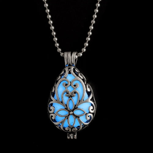 Glowing Locket Type Pendant