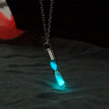 Load image into Gallery viewer, Glowing Sand Watch Pendant